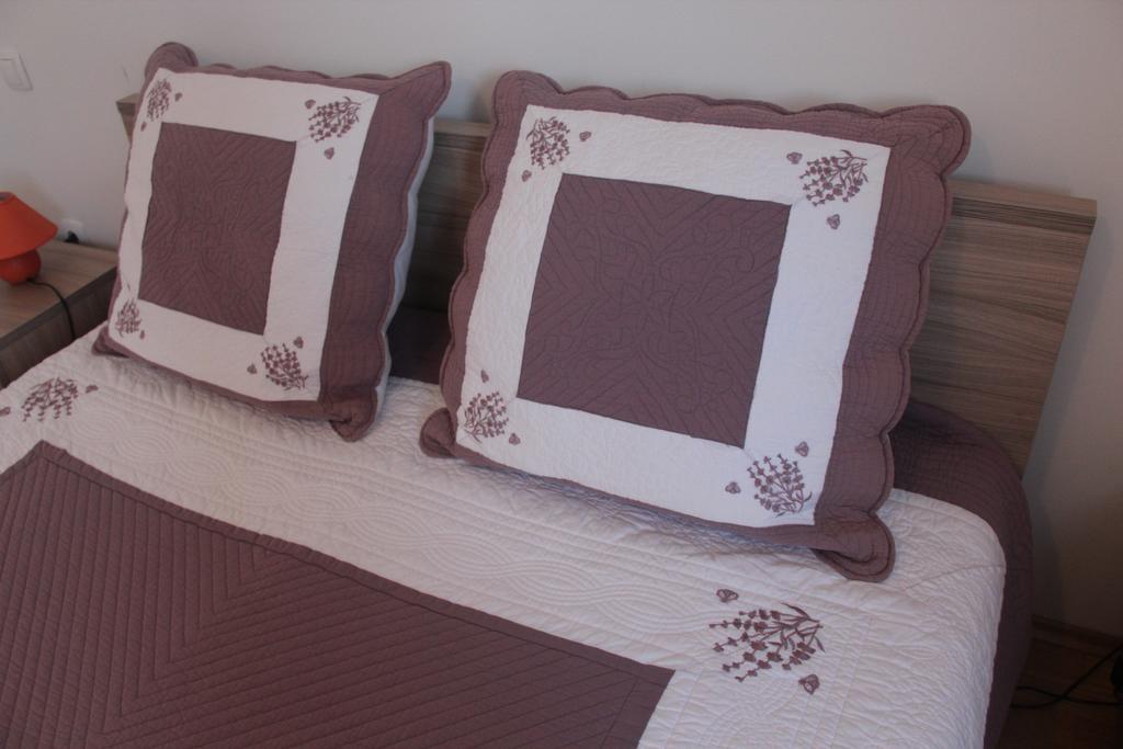 Villa Iris Apartments Seget Vranjica Buitenkant foto